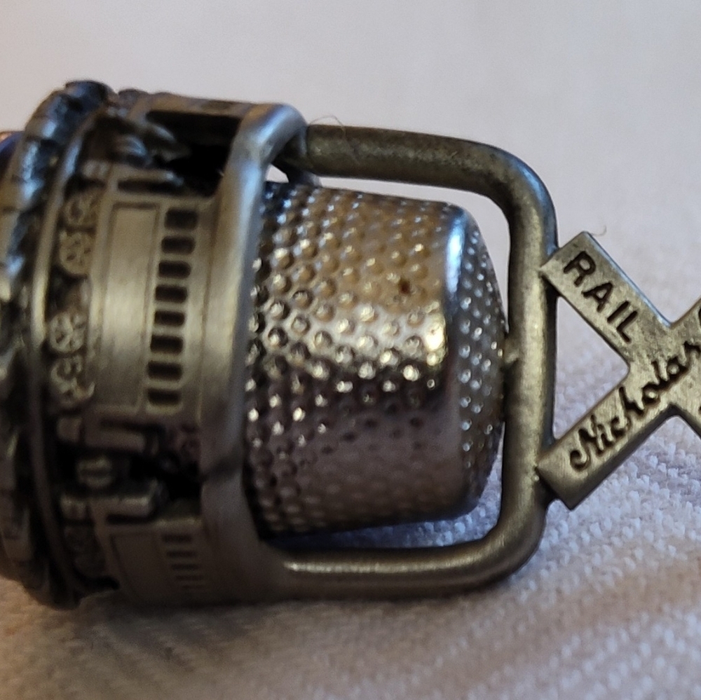 Vintage Nicholas Gish Pewter Railroad Themed Thimble, Signed Christmas Holiday - Picture 6 of 6